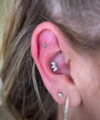 Titanium star and swarovski cluster